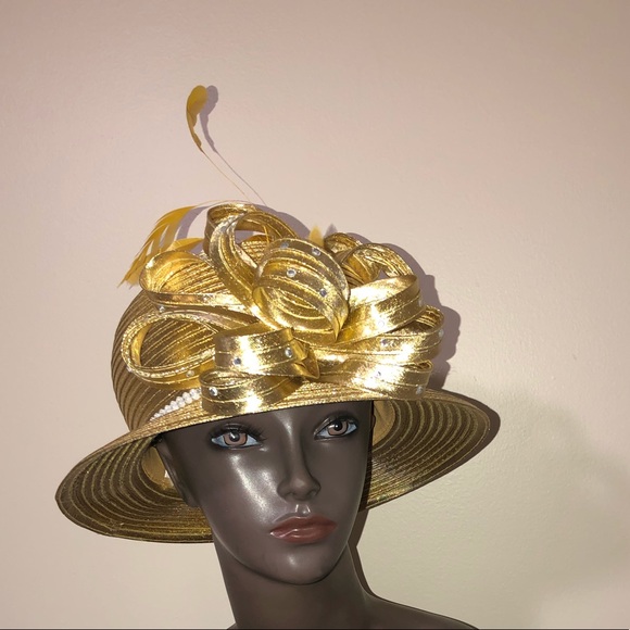 Hat - Picture 1 of 4